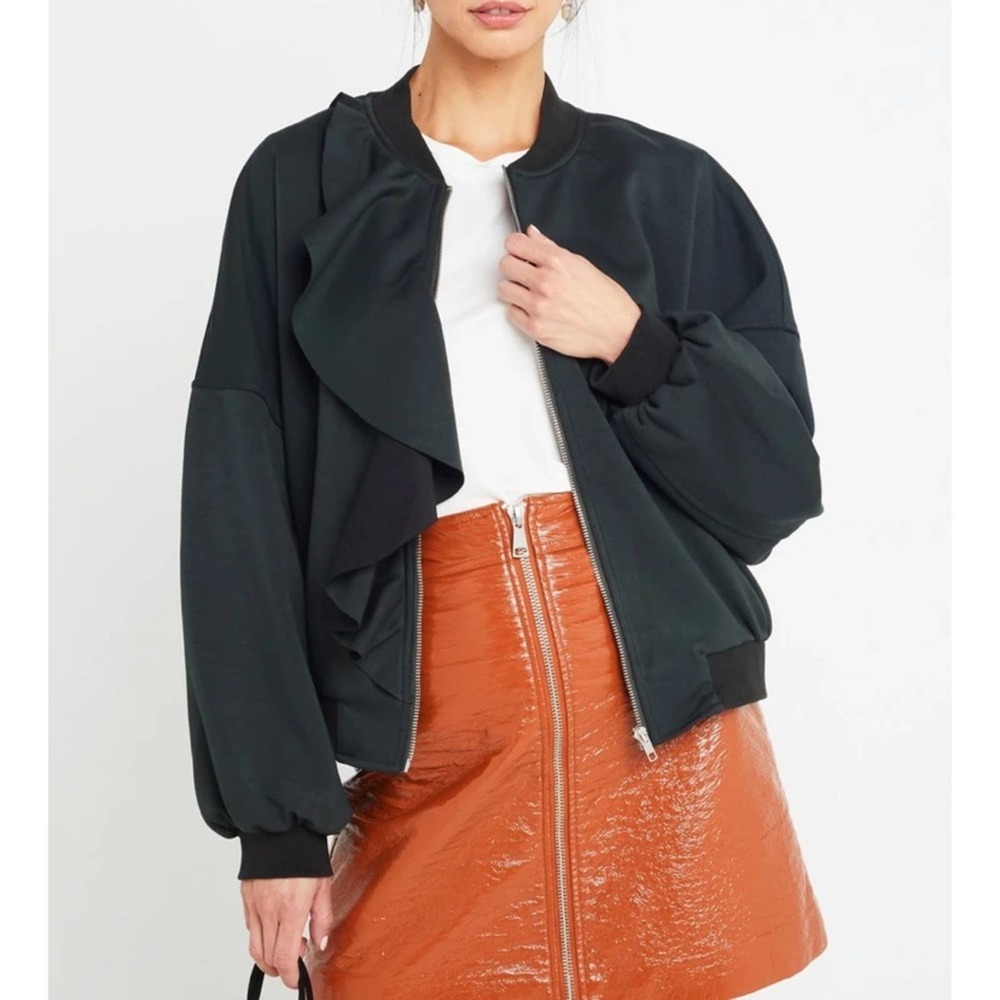 Excellent Condition Few Moda Ruffle Black Bomber Jacket - Size Small - Picture 10 of 13